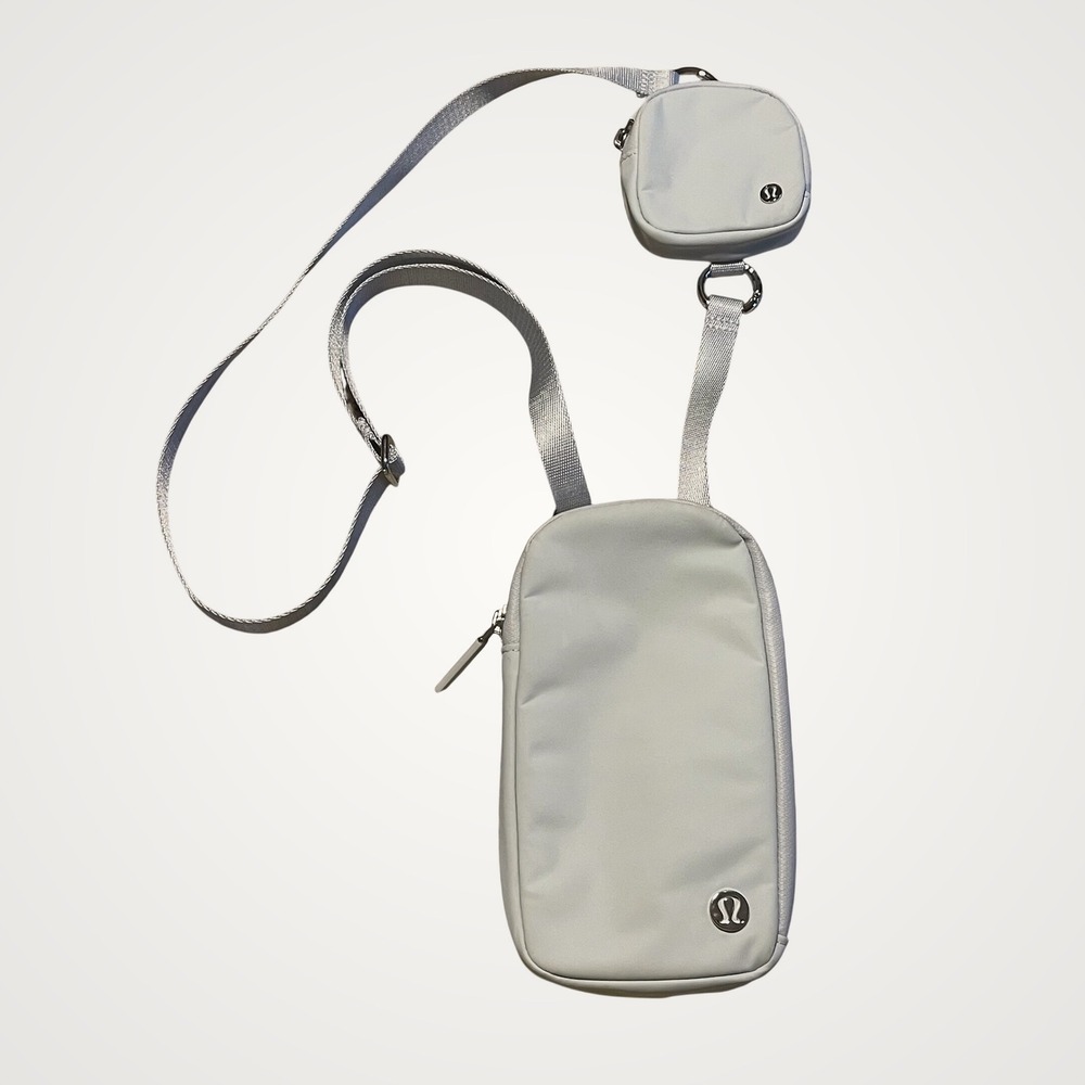 Lululemon Modular Phone Crossbody Women OS Mint Green Athleisure Two-Piece Set